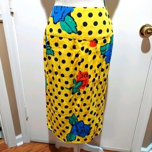 VINTAGE COLORFUL SKIRT. Funky flowers.